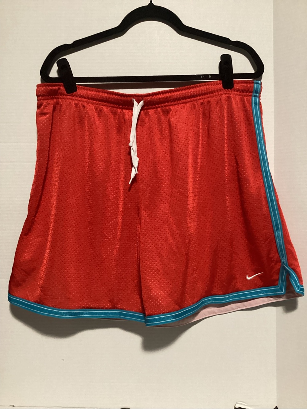 Vintage Women XL Nike Red Mesh Athletic Shorts with Teal Trim